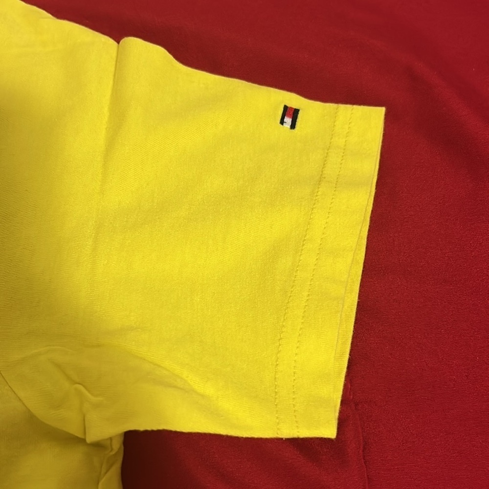 Tommy Hilfiger Yellow Tee with Graphic Design Medium 12/14 - Picture 4 of 5